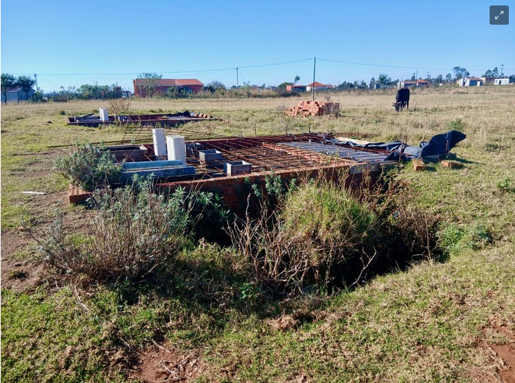 This toilet project was abandoned before completion, leaving children at Nonyameko Primary School in Ndakana village near Stutterheim to use dilapidated and unsafe facilities. 