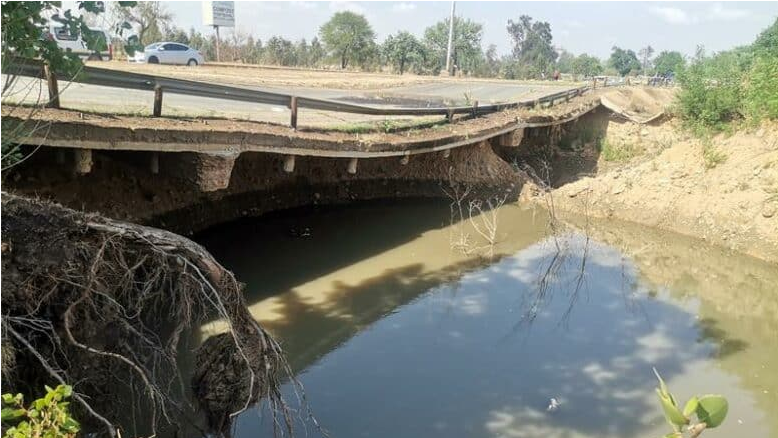  Within weeks of appearing last year, the sinkholes consumed chunks of sidewalk, swallowing trees, and land in its path. 