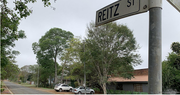 Reitz Street in Louis Trichardt is soon to get a R500k facelift, with a site handover to a contractor having already taken place.