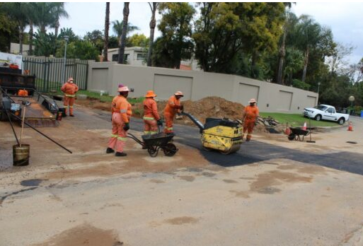 JRA employees resurface Balder Road.