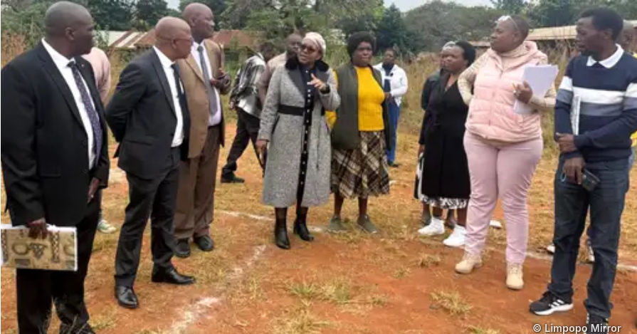 MEC Mavhungu Lerule-Ramakhanya (middle) visited Waterval Secondary School in Vhembe West on 25 May 