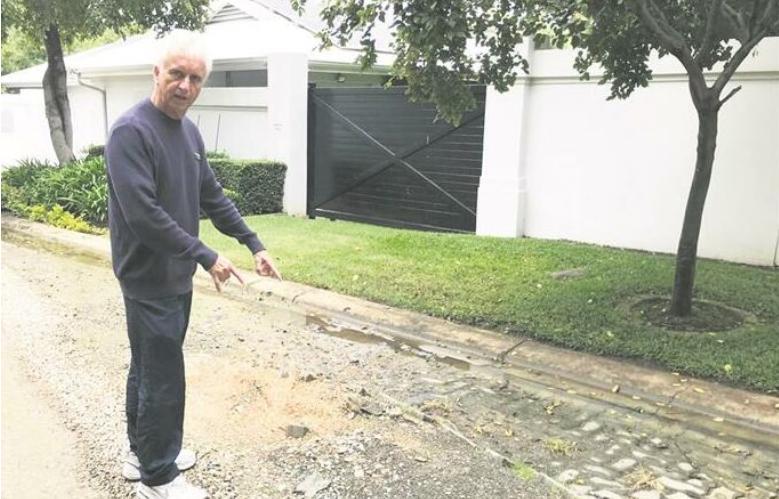  Ward 94 councillor David Foley at Fourways Gardens Estate.