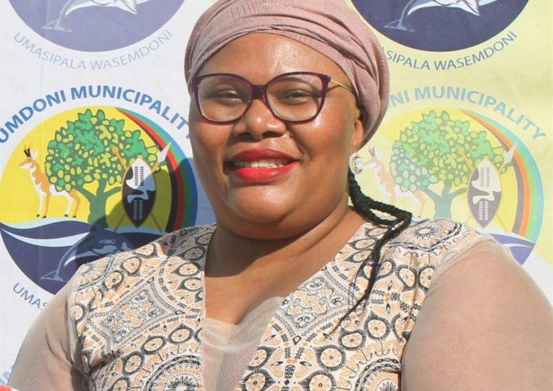  Sibongile Kathi, mayor of Umdoni Municipality. 