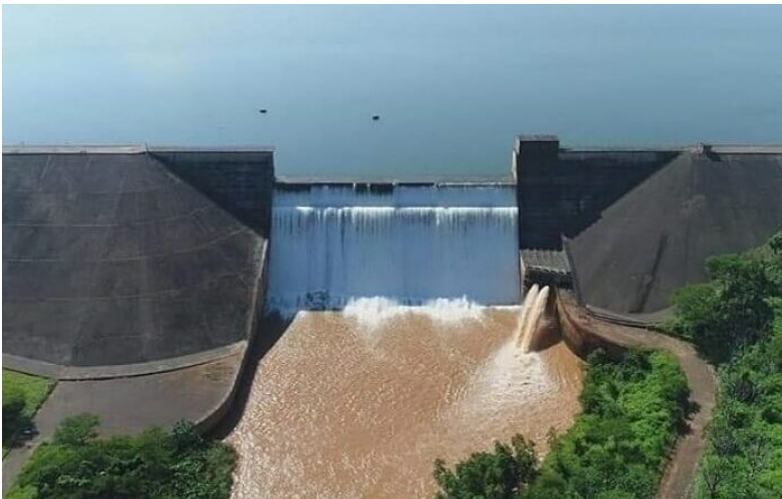  Tzaneen Dam Wall. Photo by the Department of Water and Sanitation. 