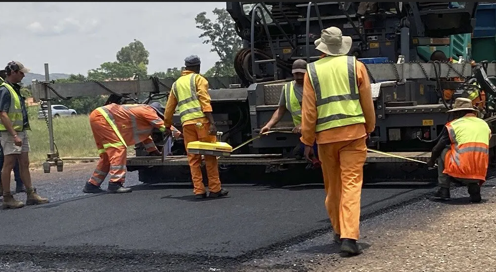 King Sabata Dalindyebo Municipality road maintaince