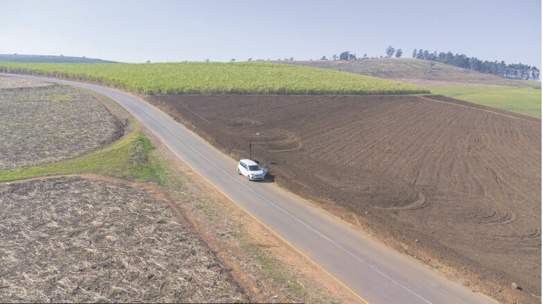  The D72 Njobokazi road in Mkhambathini has been tarred. 