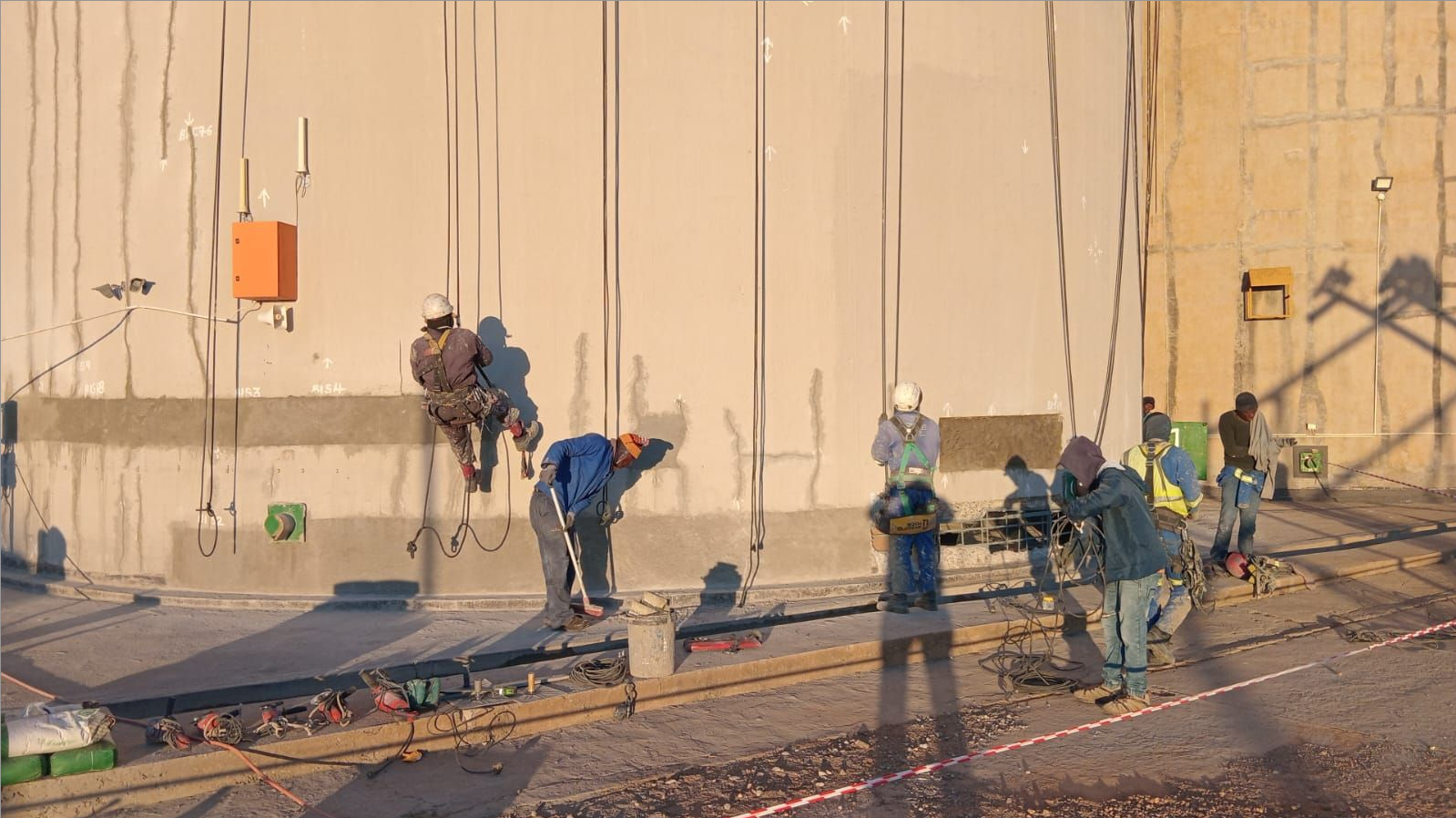 The work scope includes waterproofing the bin roofs and ceilings, as well as sealing the drip ends, ring-beams, vertical wall joints, wind inlets and manholes.