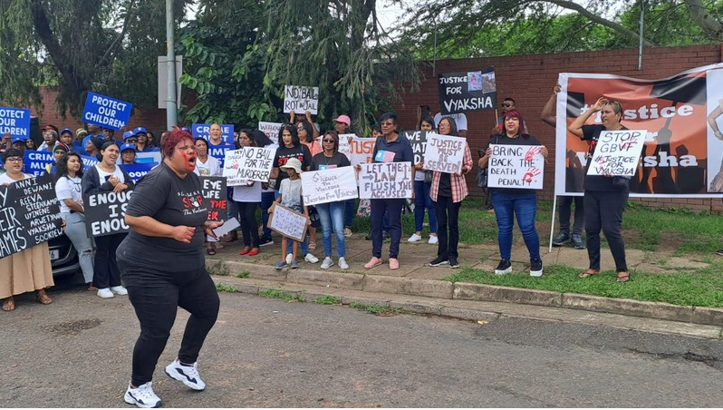 A file picture of the community protesting outside the Chatsworth Magistrate’s Court. Picture: Nqobile Mbonambi  A file picture of the community protesting outside the Chatsworth Magistrate’s Court. 
