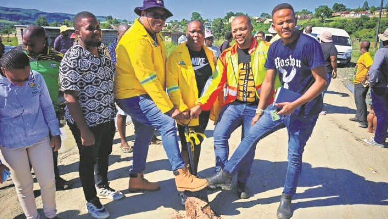  The sod-turning ceremony for the construction of Sheti Road, a tar route in Richmond, on Wednesday. 