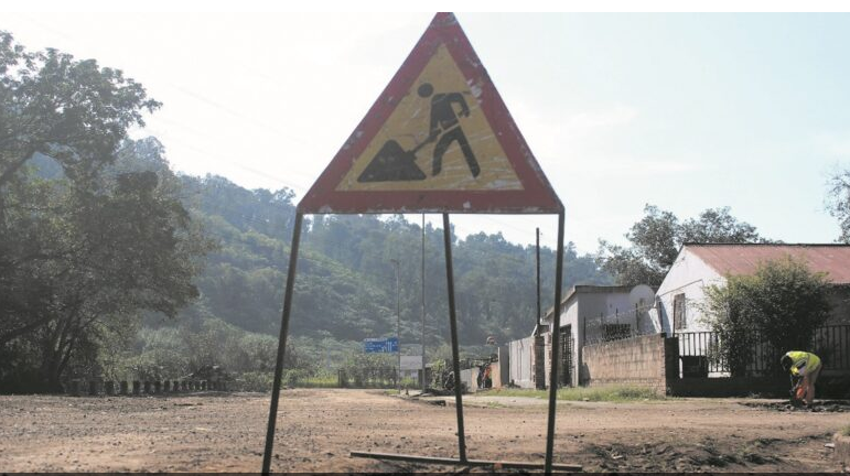  Greyling Street is receiving a facelift to the tune of R8 million. The road was riddled with potholes which compromised the safety of children who attend Alston Primary School. 