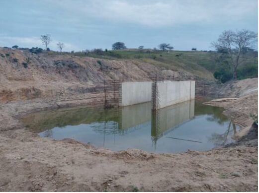 A contractor has only constructed two concrete walls for a bridge in Mvozane in KwaMadlala.