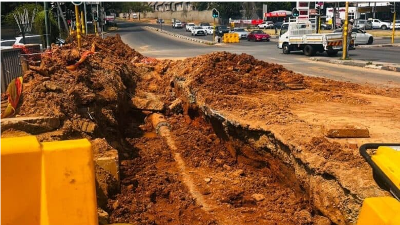  Repairs continue on the M1 bridge at the intersection of Glenhove Road and Central Street in Houghton. 