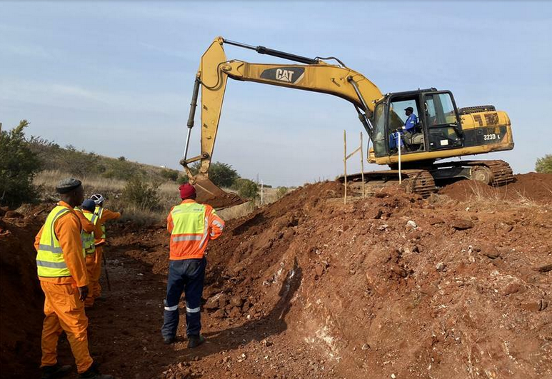 Work being done to reopen Wierda Road, which was closed in November 2022 due to the formation of a sinkhole.