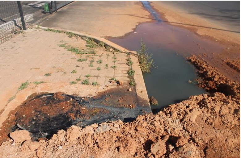 Blocked storm water drainage on Bram Fischer Drive. 