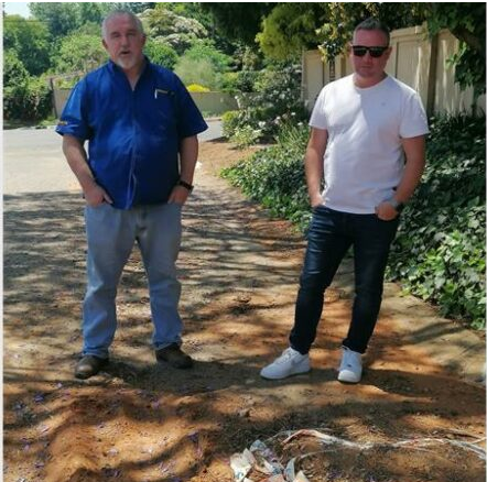  Harold Fleishman and Tristan Masterton on Bend Street and Mackay Avenue.