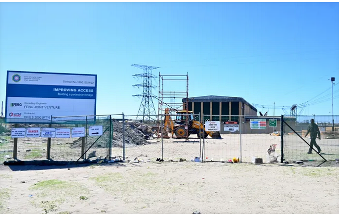 The Sesame Bridge Lentegeur/New Woodlands in Mitchells Plain is the latest City project to face extortion. 