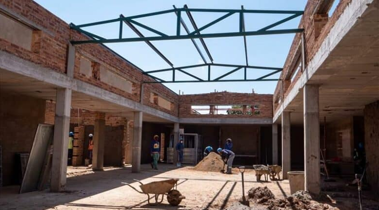  Hikhensile Clinic rapidly taking shape. 