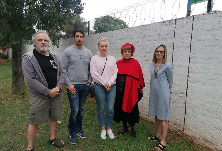 Albert Jardim, Darryn Tolley, Kirsten Zwinscher and Laurette van Zijl do not believe infrastructure in the area can manage a further influx of people and vehicles.