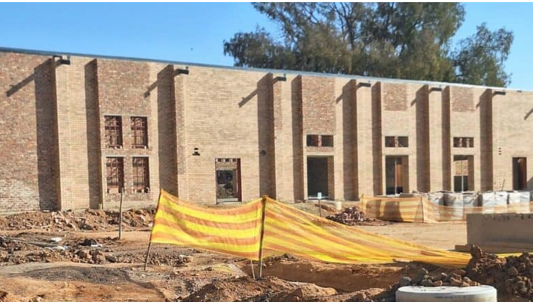  The school hall on the new school premises as seen from the side. 