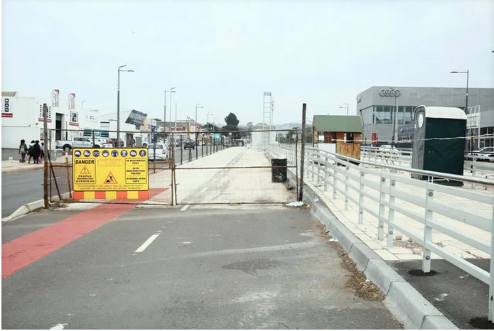 Construction on the much-vaunted Go! Durban project ground to a halt after contractors downed tools in May.