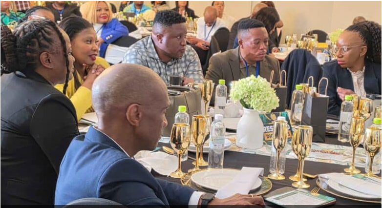 EC Mance (right) together with Edgar Legoale and the guests of honour who attended the Ngwathe Business Breakfast. 