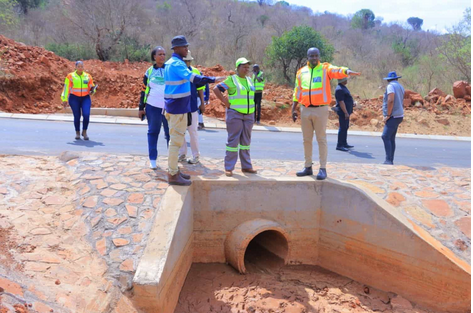 Fetakgomo Tunatse Mayor Eddy Maila visits road projects in Burgersfort and surrounding areas.