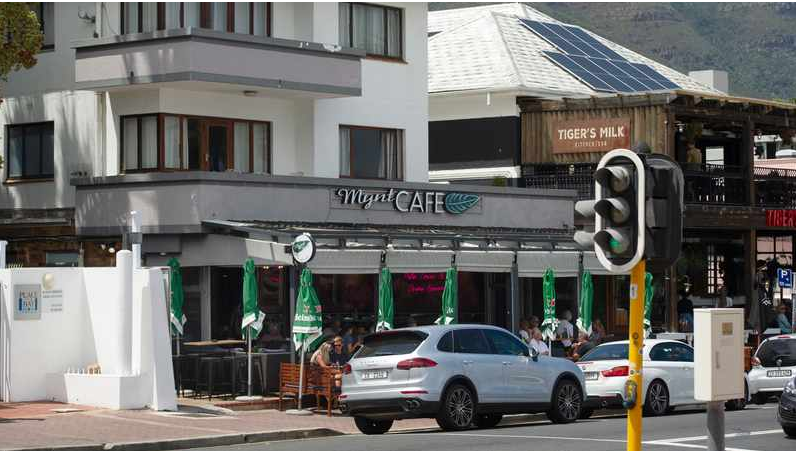 Mynt Cafe recently announced it will be closing its doors at the end of January to make way for a 100-room hotel.