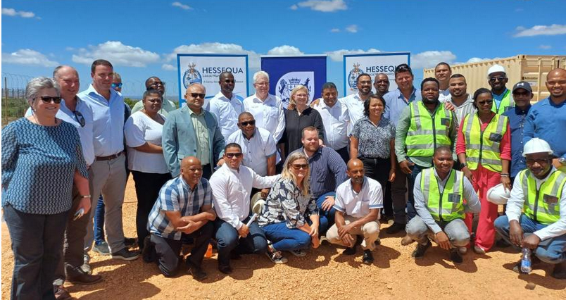 Premier Alan Winde took part in the official sod-turning ceremony 