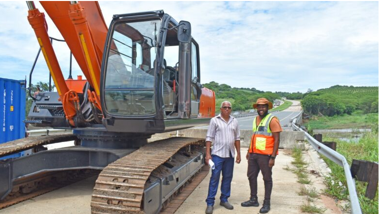 DT Mlangeni Projects site manager Lazaro Lopez and operations manager Neo Lesia.