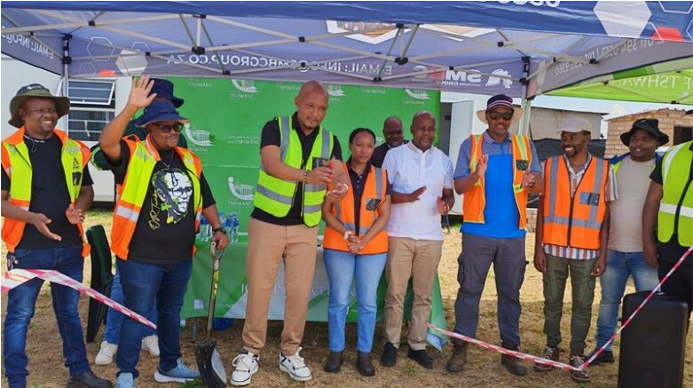 Tshwane MMC for Human Settlements Aaron Maluleka unveils the project in Ga-Rankuwa. 