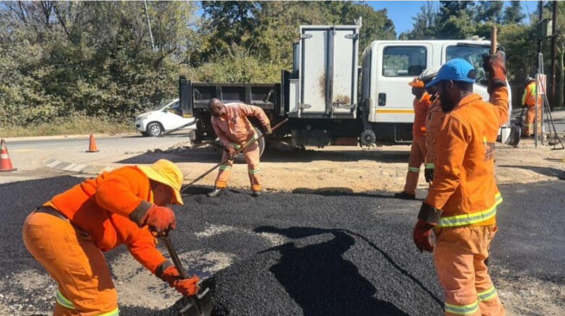JRA team lays asphalt on the disastrous road in Broadacres. 