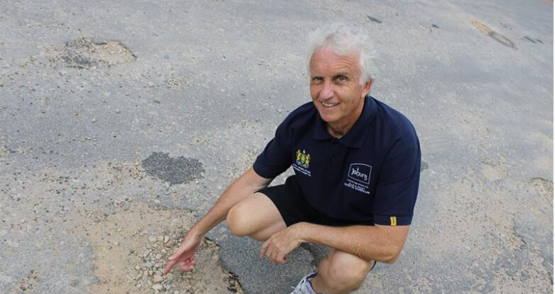 Ward 94 councillor David Foley raises concerns about delays in reinstating roads following municipal infrastructure repairs.