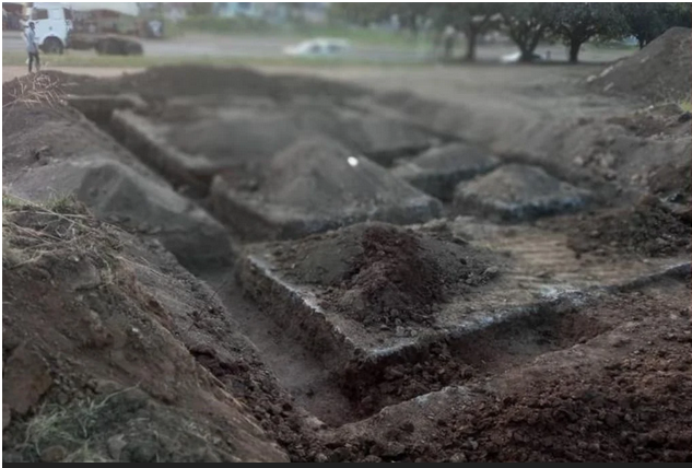 Ratepayers in Phoenix have complained about the construction of a residential complex in the area, claiming that it will harm the environment.