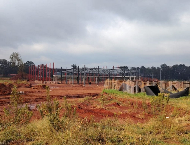 A construction site in Rondebult was stopped by the Mzansi Business Forum, which is demanding jobs for locals. 