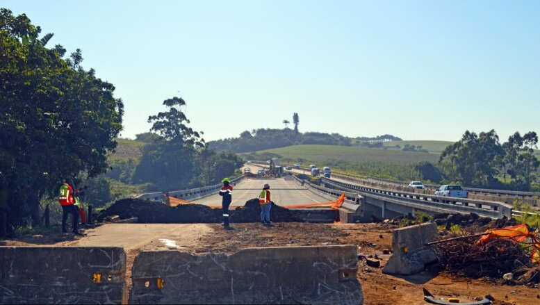 Final repairs of the N2 Umhali River bridge are scheduled for the end of July.