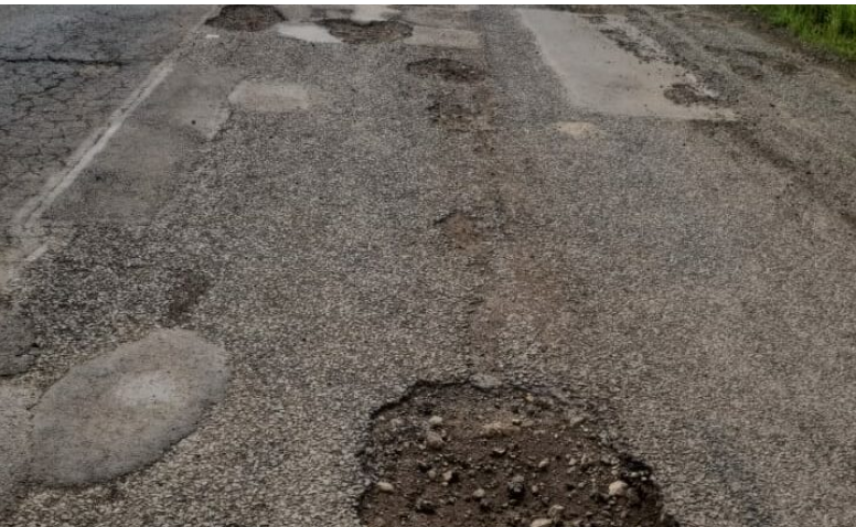  Potholes turn the R69 into KwaZulu-Natal’s most dangerous road. 