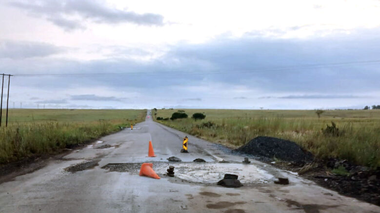 The conditions of the R33, Dundee/Vryheid road, have long been a source of concern for commuters. 