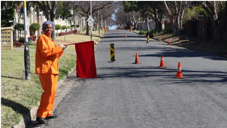 Traffic is directed on Shelley Avenue in preparation for the resurfacing works. 