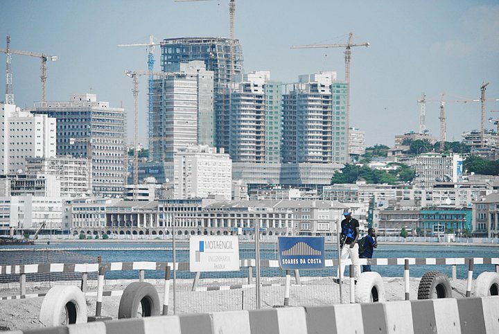 Construction ongoing - Bay of Luanda