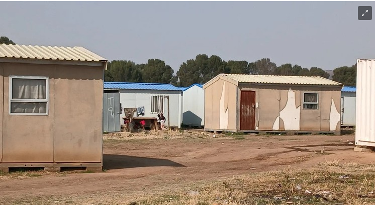 Families living in temporary houses in Komani in the Eastern Cape will have to wait at least until 2027-8 to be rehoused. 