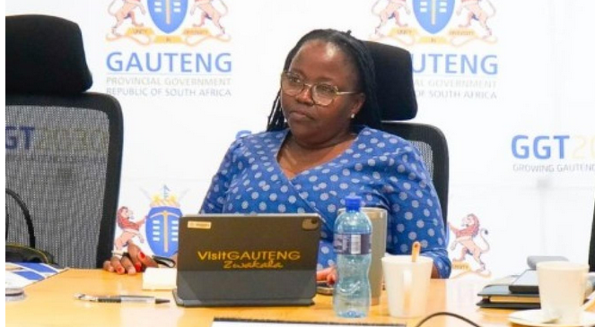 Gauteng Roads and Transport MEC Kedibole Diale-Tlabela during the strategic engagement. 