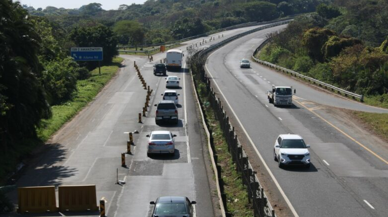  The N2 Highway in Amanzimtoti near the Adams Road off-ramp. 