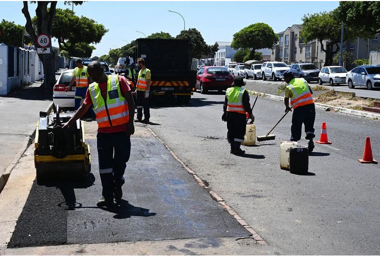 On Monday 20 October, City’s Roads Infrastructure Management team commenced with permanent pothole repair work.