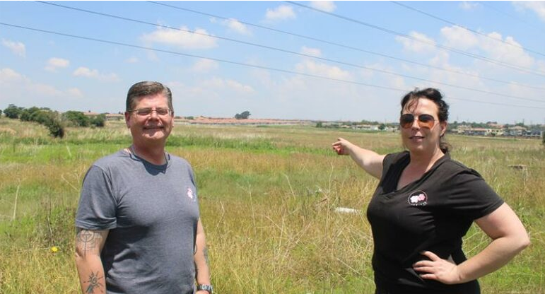 Paw-Paw Pet’s Jaco Dorfling and Wendy Claassen at the site of the planned pet park, proposed after realising there were no local dedicated spaces where residents could safely let their pets off the lead to have fun. 